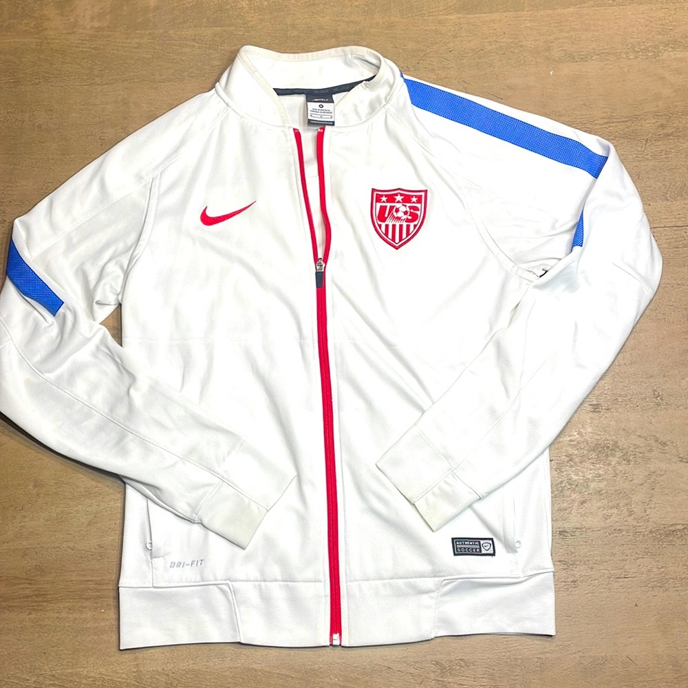 Nike dri-fit USA soccer jacket size Medium